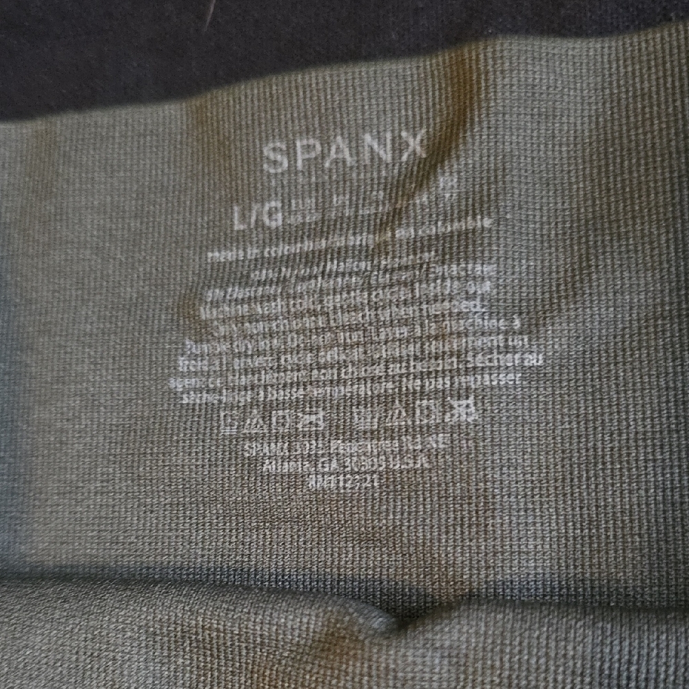 SPANX Look At Me Now Camouflage Leggings - Green - Picture 4 of 6